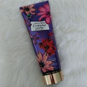 Brand new Victoria's Secret Enchanted Lily Lotion